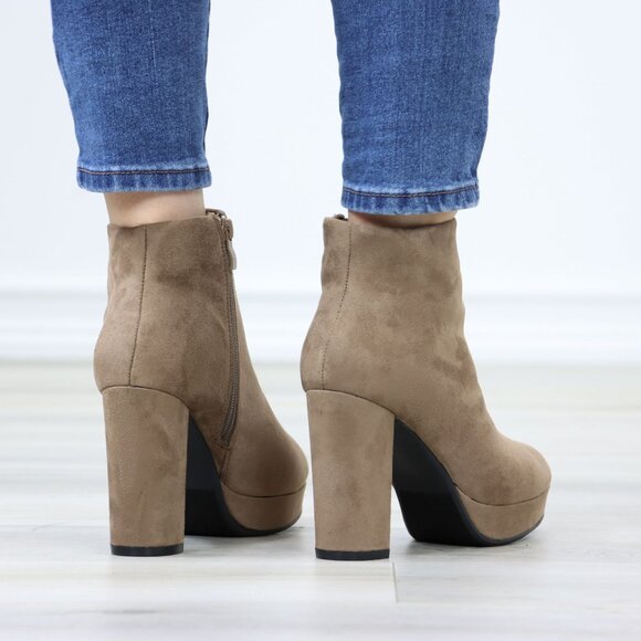Platform Tan Suede Ankle Booties Block Heeled Boots - Picture 6 of 11